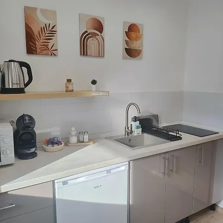 B30 Apartmanok, 公寓 埃格尔