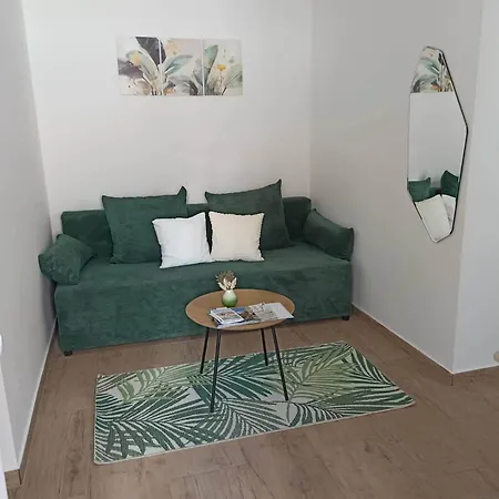 B30 Apartmanok, 公寓